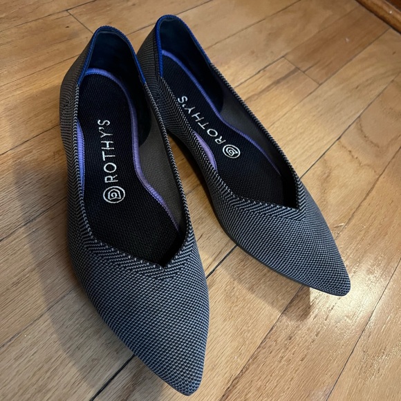 Cloud Grey Rothy’s “The Point” - Picture 2 of 5